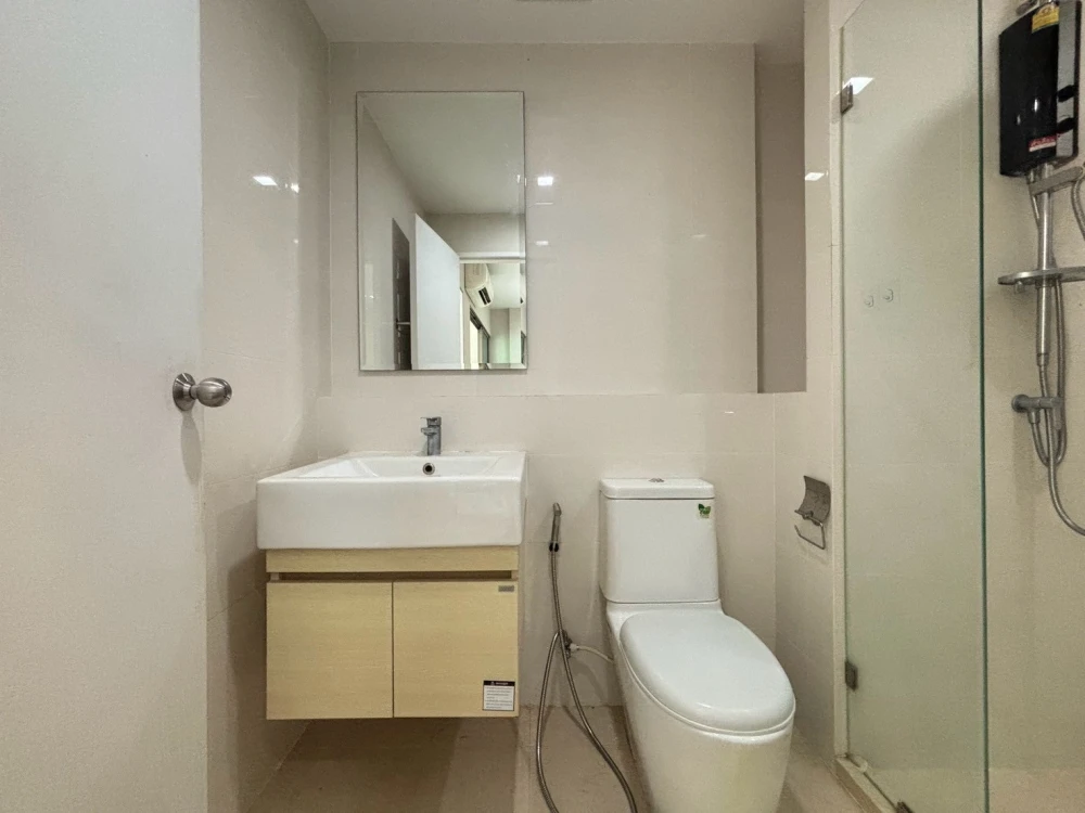 Selling Rental Metro Luxe Ratchada, a separate room Full facilities, good price, hurry up to reserve.