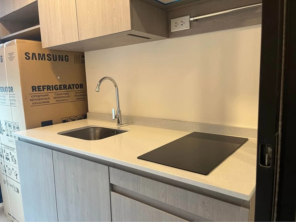 Down payment for sale, So Origin Phahon 69 Station, 5th floor, good project, nice location, hurry to reserve and own it.