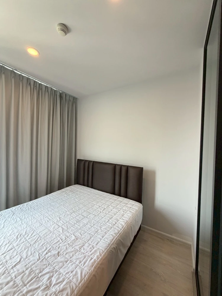 For sale: Cielo Sri Pathum, 6th floor. Good height, fully furnished as shown in the pictures. Just bring your personal belongings and move in!