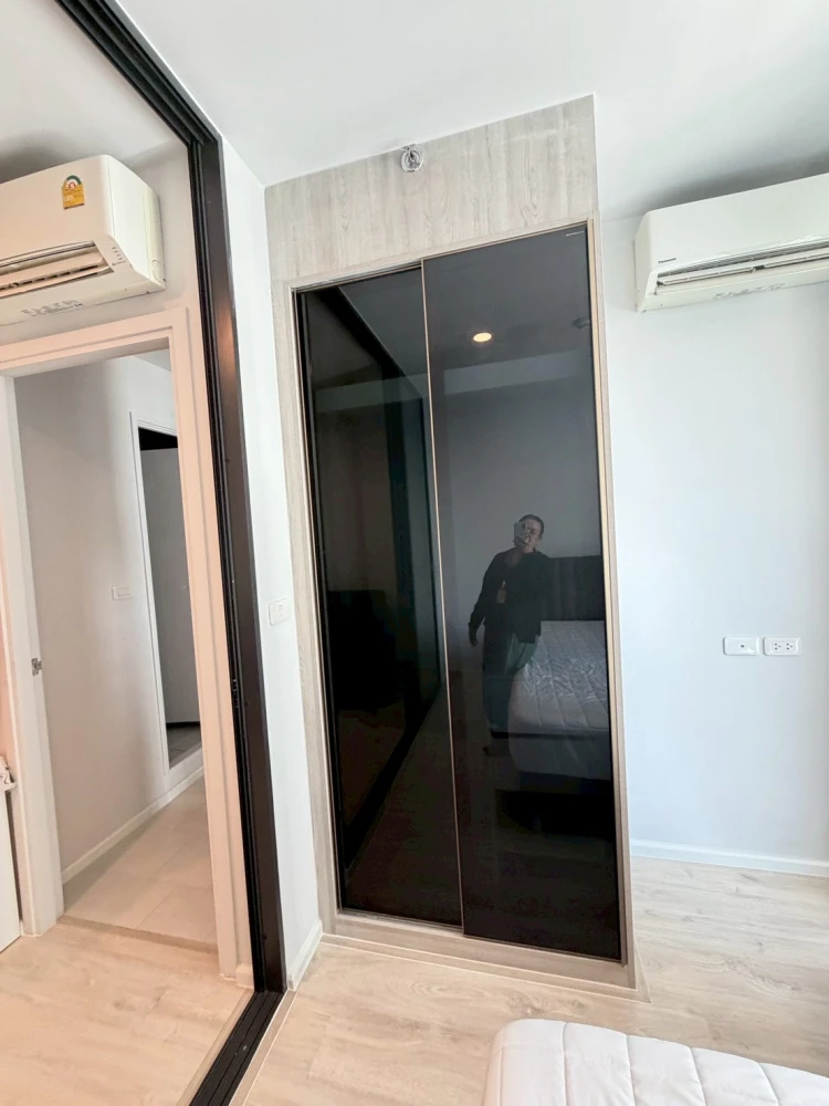 For sale: Cielo Sri Pathum, 6th floor. Good height, fully furnished as shown in the pictures. Just bring your personal belongings and move in!
