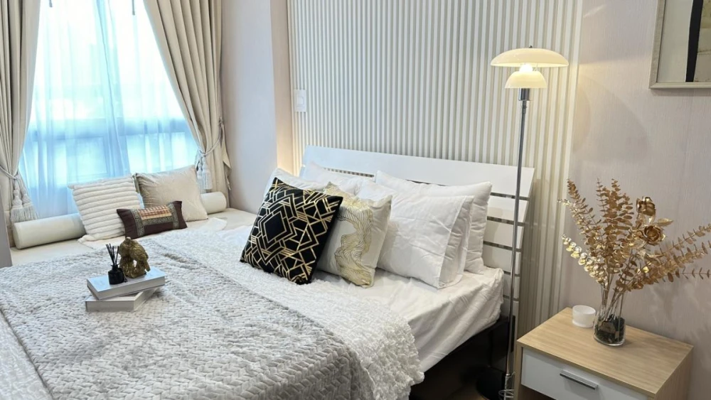 Selling Centric Scene Ratchavipha, 5th floor, fully furnished unit, ready to move in. Interested? Book now! Don't miss out!