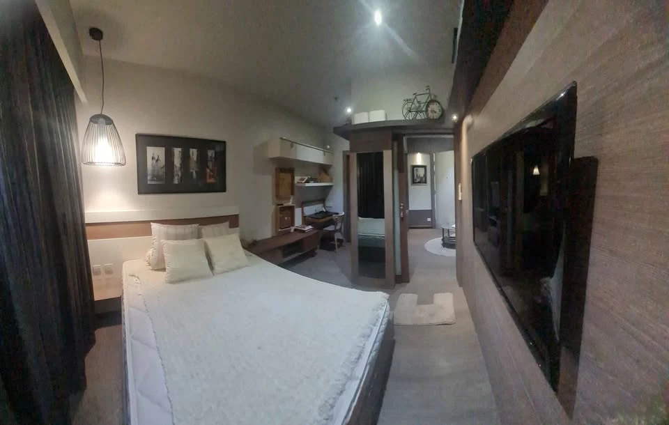 For sale: Centric Tiwanon Station, ready to move in, fully furnished, corner room, beautiful view, 19th floor, Building A. Interested? Reserve now!
