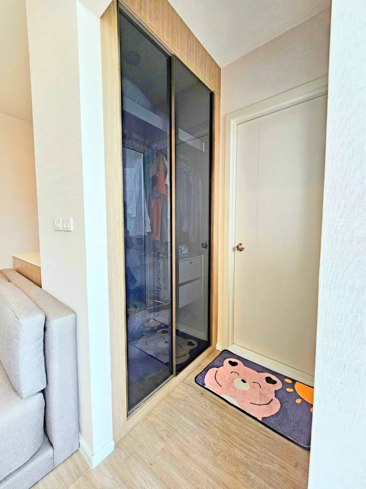 For sale: De Lapis Charan 81, 16th floor, beautiful room, fully decorated, book now, don't miss out.