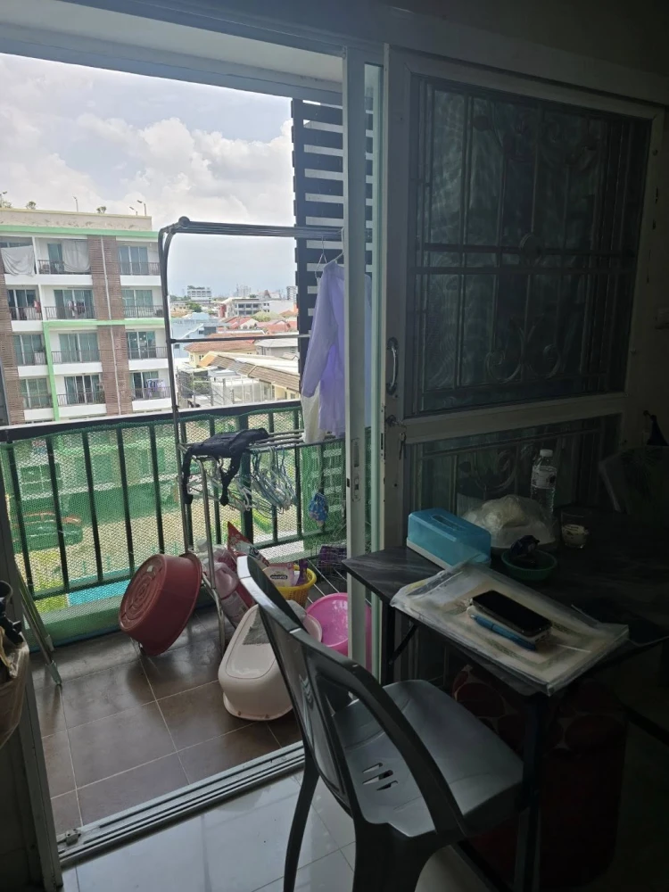 For sale: The Green Condo 2, 2 bedrooms, 1 bathroom, fully furnished, ready to move in.