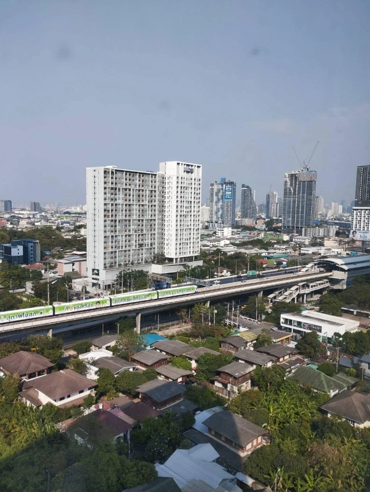 For sale: The Key Sathorn Ratchapruek, room is not hot, quiet, shady garden, fully-fledged common area, hurry and book now.