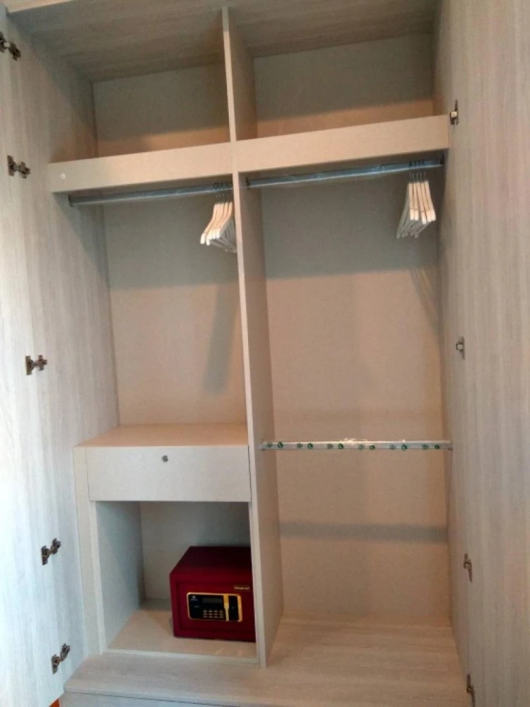 For sale: The Sea Sriracha, 10th floor, beautiful room, fully furnished, reserve and own it now, urgently.