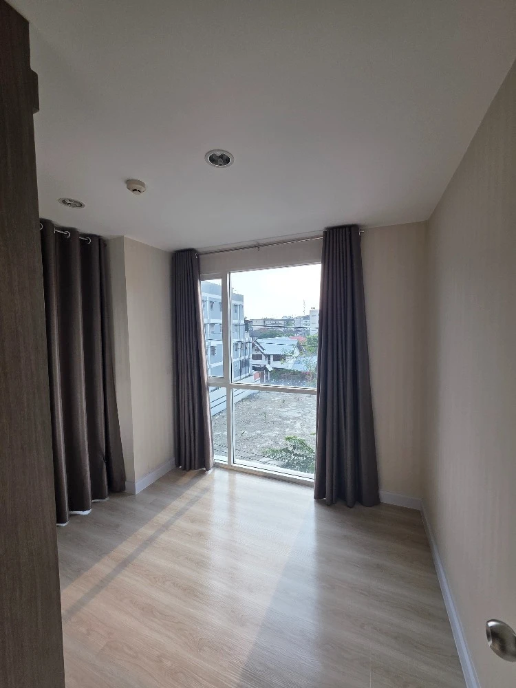 For sale: The Series Udomsuk 29, 4th floor, spacious room, airy, ready to move in, reserve now, don't miss out.