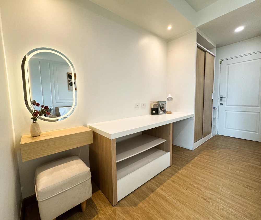 For sale: The Seed Sathorn-Taksin, beautiful open view / kitchen and balcony, separate, well-decorated, comfortable to live in. Book now!