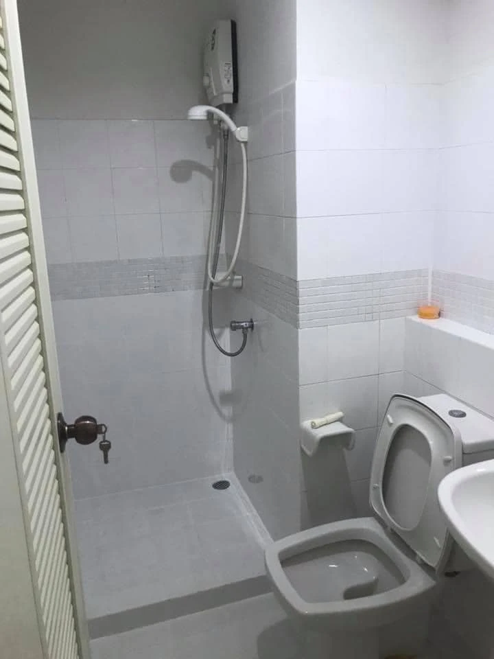 For sale: The Seed Sathorn-Taksin, Studio room, 2nd floor, fully furnished and electric appliances, ready to move in.