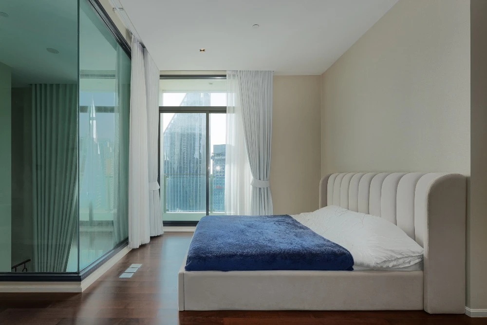For sale: The Diplomat 39, very private corner unit, auspicious house number, brings wealth to residents, very attractive for booking.
