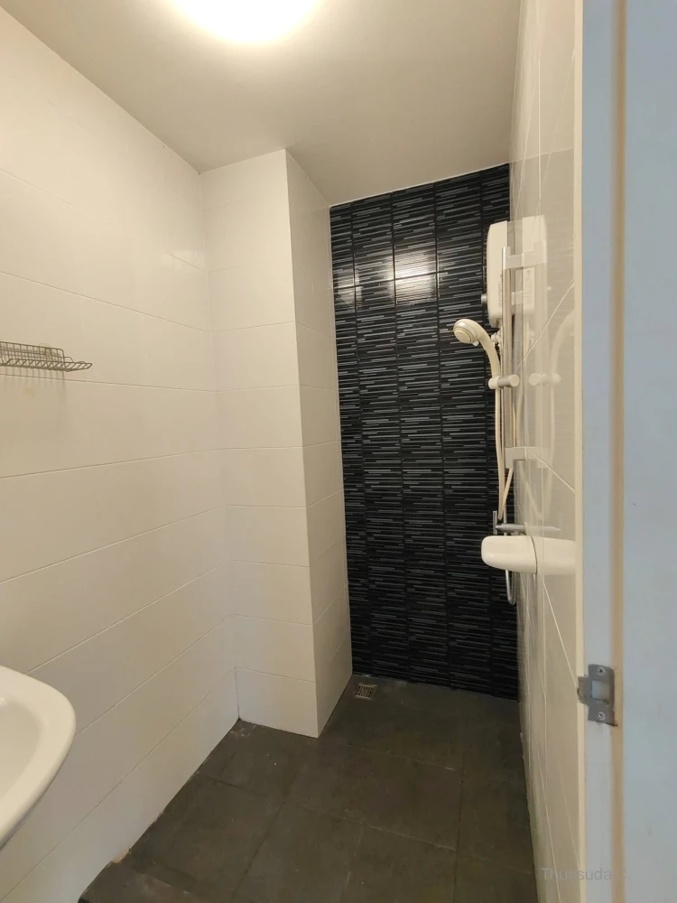 For sale: The Trust Condo Pattaya South (Pattaya South), 20th floor, city view & some sea view, room is not hot, windy, good ventilation, book now