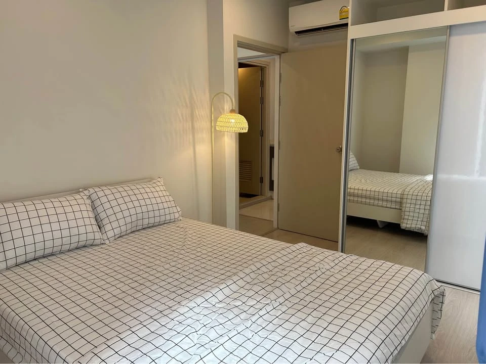 For sale: The Tree Sukhumvit 64, empty room, corner room, very private. Comes with a complete set of Buit-In kitchen sets. Hurry and reserve yours.