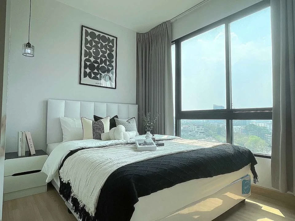 For sale: The Niche Mono Ratchavipha, 1 bedroom, 1 bathroom, separate kitchen with balcony, fully furnished and ready to move in.