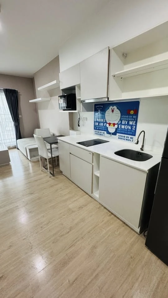 For sale or rent: The Parkland Phetkasem - Tha Phra. This room is large, close to the elevator, beautiful view both day and night. Very worth booking.