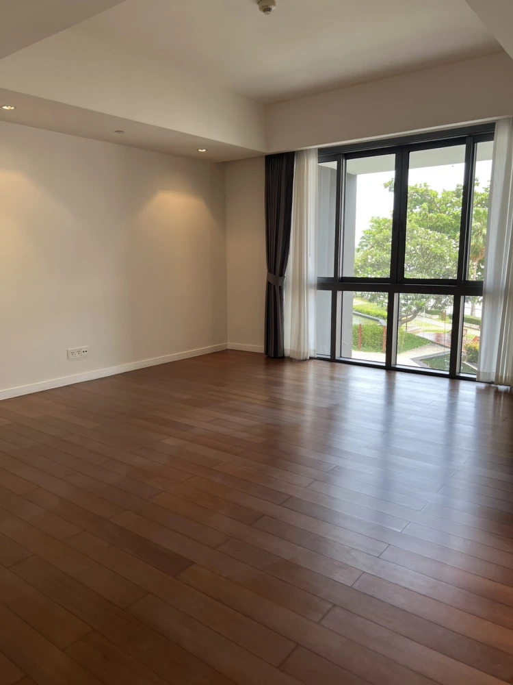 For sale: The Pano Rama 3, a luxury island villa on the Chao Phraya River, spacious area, single-family home feel, with a private swimming pool.