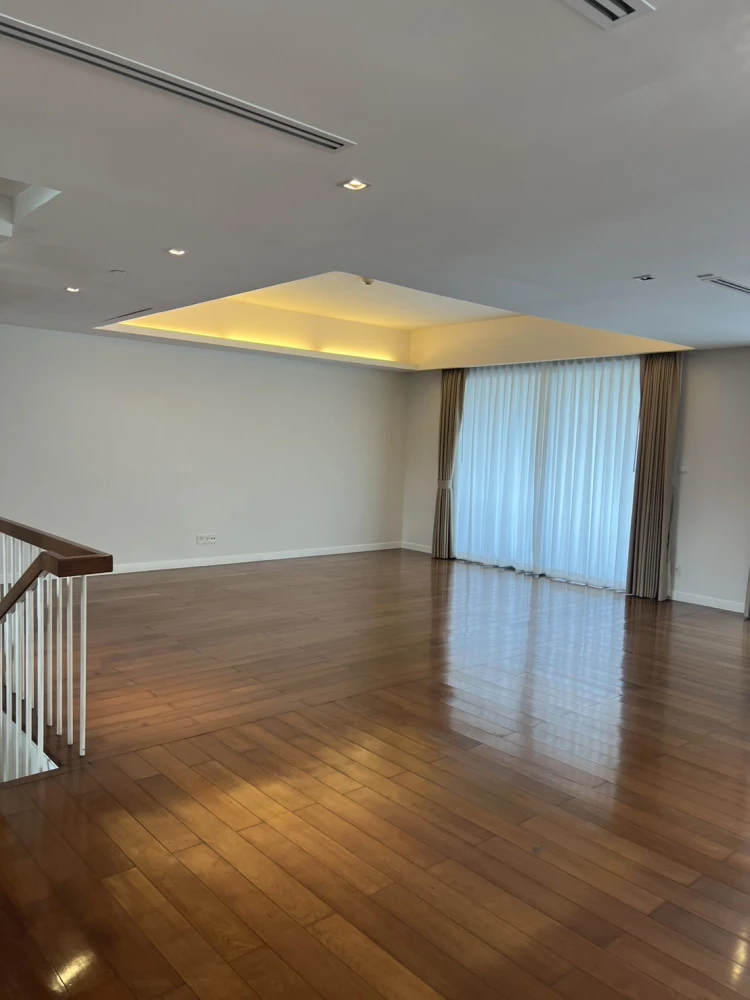 For sale: The Pano Rama 3, a luxury island villa on the Chao Phraya River, spacious area, single-family home feel, with a private swimming pool.