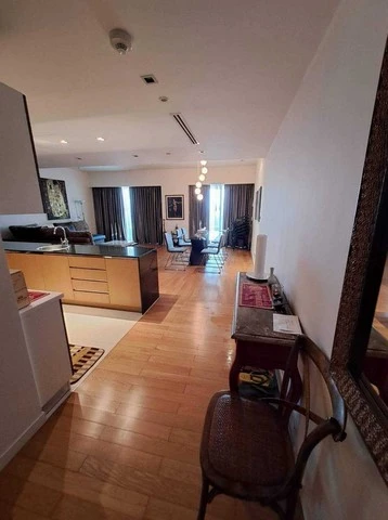 For sale: The Pano, beautiful city view, airy, no buildings blocking the view, lots of usable space. You will regret it if you miss it.