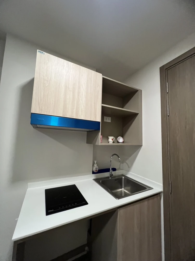 For sale: The Move Ram 22, 4th floor, comes with complete furniture and electrical appliances. If interested, hurry and reserve now. Don't wait.