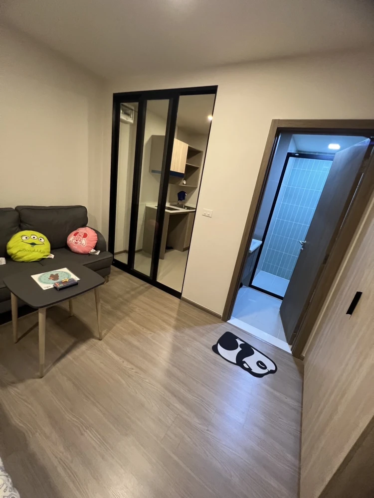 For sale: The Move Ram 22, 4th floor, comes with complete furniture and electrical appliances. If interested, hurry and reserve now. Don't wait.
