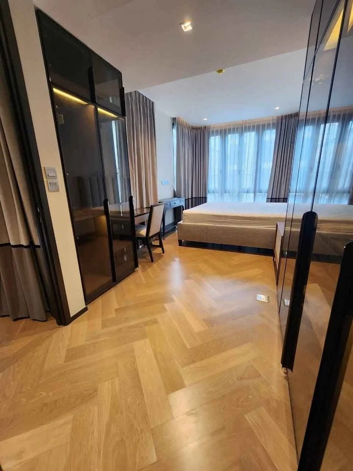 Sell The Reserve Sukhumvit 61, Building B, 5th floor, fully furnished. Appliances are full. Buy now. Hurry up.