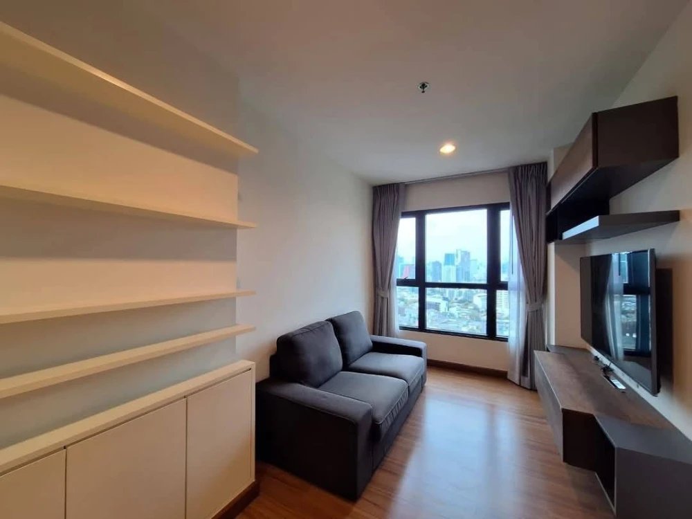 ขายเดอะเครสท์พหลโยธิน 11 ห้องชั้นสูง พร้อมด้วยเฟอร์ครบจองเลย+++