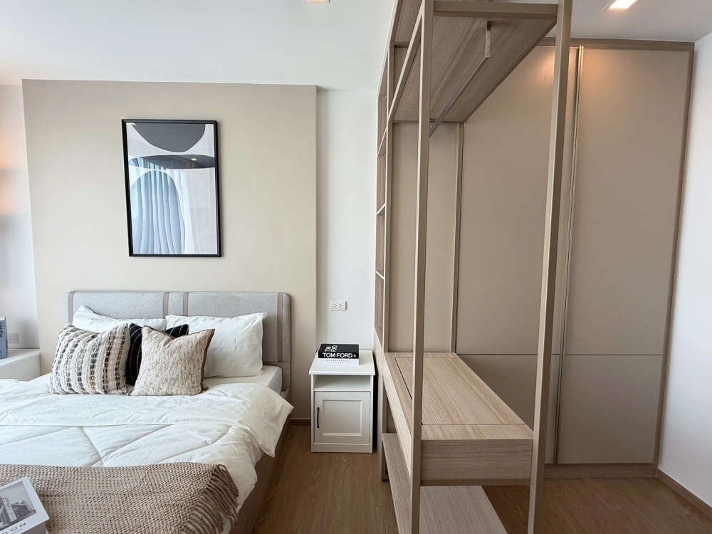 For sale: The Nest Sukhumvit 71. Fully furnished with appliances. Beautifully decorated as shown in the pictures. Ready to move in.