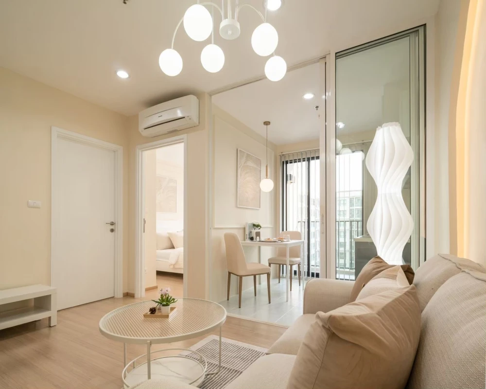 For sale: The Base Chaengwattana, 22nd floor, very high, beautiful view, open view, well decorated, very livable, good like this, reserve now.