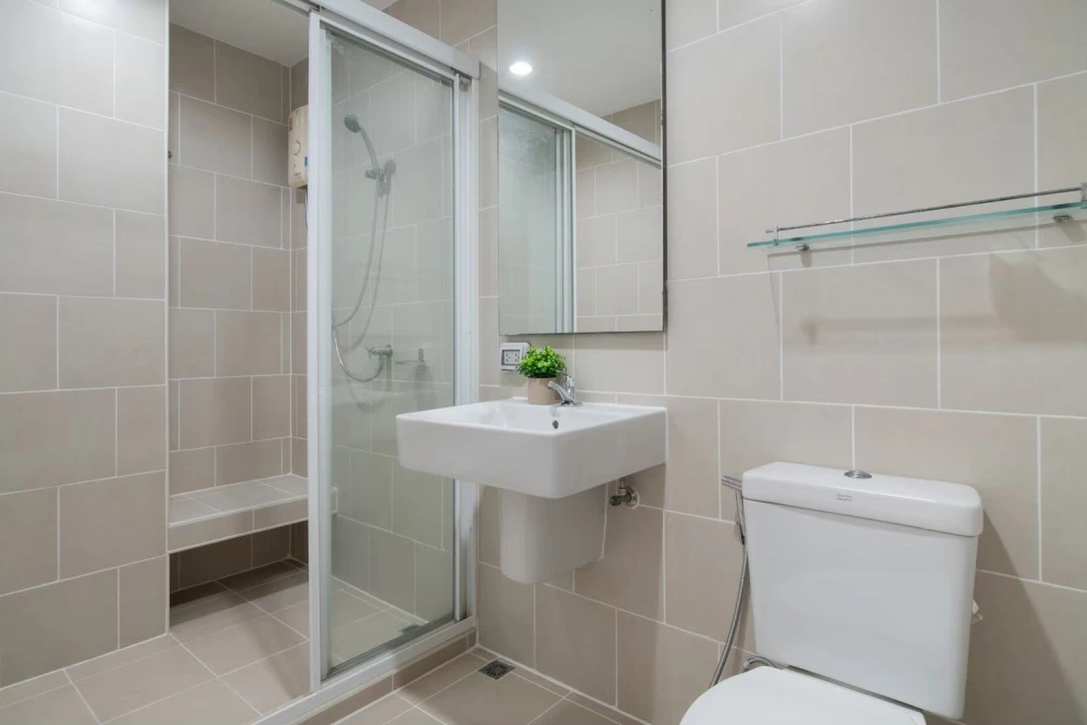 For sale: The Base Chaengwattana, 22nd floor, very high, beautiful view, open view, well decorated, very livable, good like this, reserve now.
