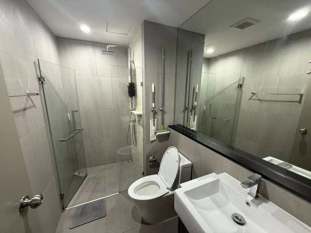 For sale: The Politan Aqua Condo on the banks of the Chao Phraya River. Balcony in the bedroom and kitchen offers a stunning river view. Don't miss ou
