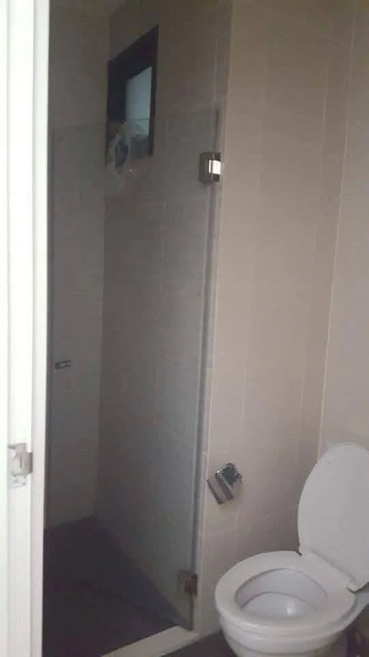 For sale: The Privacy Rewadee, with balcony, beautiful room, nice to live in, with parking space, spacious in the project, very good location