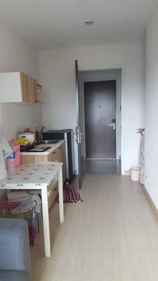 For sale: The Privacy Rewadee, with balcony, beautiful room, nice to live in, with parking space, spacious in the project, very good location
