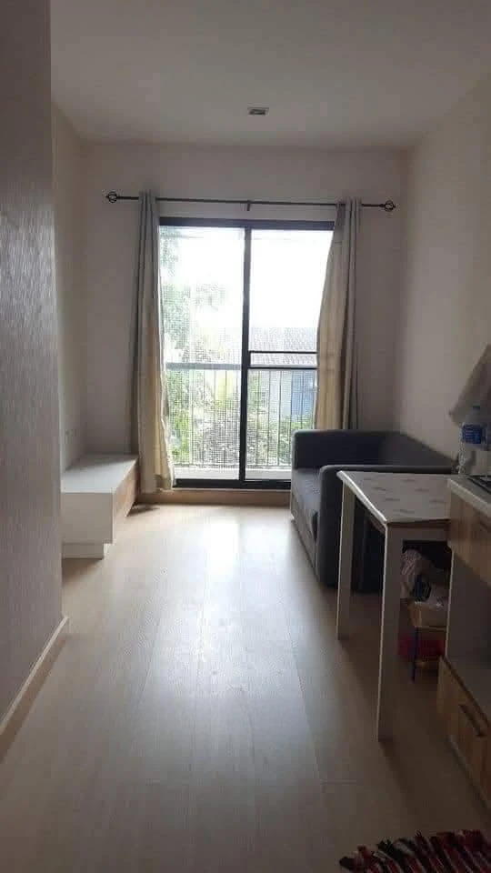 For sale: The Privacy Rewadee, with balcony, beautiful room, nice to live in, with parking space, spacious in the project, very good location