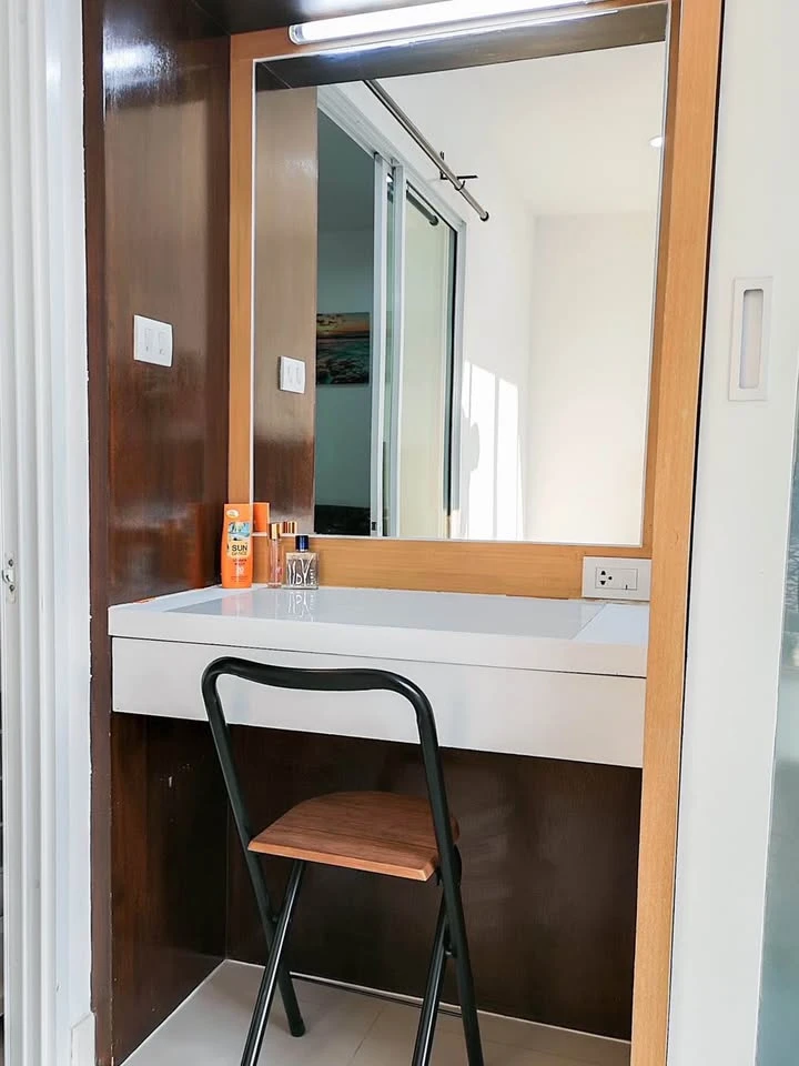 For sale: The Private at Suthisan, 8th floor, highest floor, beautiful city view, full of facilities. You will regret it if you miss it.