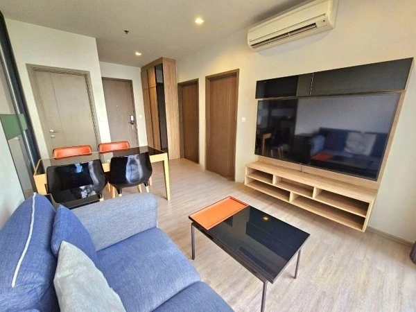 For sale: The Line Wong Sawang, corner room, 2 bedrooms, fully furnished, stunning view, ready to move in.