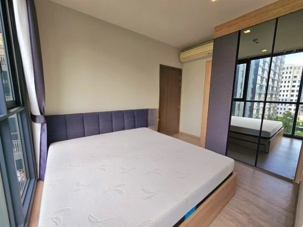 For sale: The Line Wong Sawang, corner room, 2 bedrooms, fully furnished, stunning view, ready to move in.