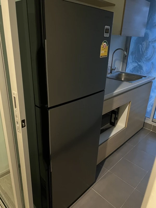 For sale: The Kit Plus Phahonyothin-Khukot Phase 2, Building D. Fully furnished, complete with appliances. Excellent location near Don Mueang Airport.