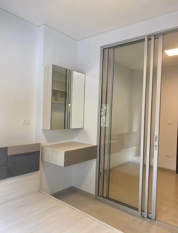 For sale: The Niche ID Seri Thai-Wongwaen, nice room, low floor, hurry and reserve now!