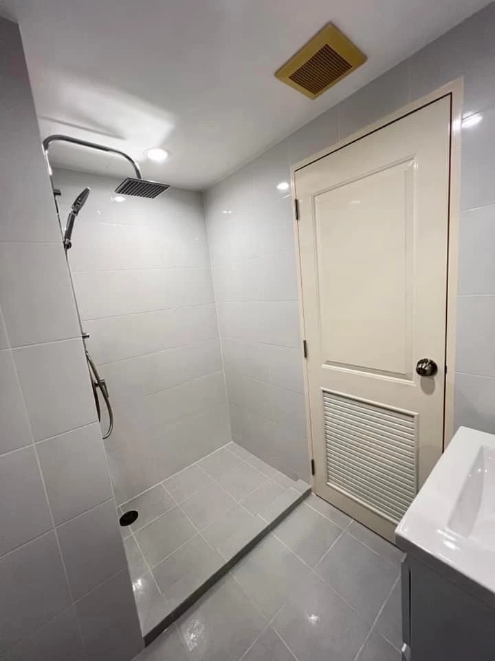 For sale: The Niche ID Seri Thai, beautifully decorated room, fully furnished, ready to move in, don't miss out.