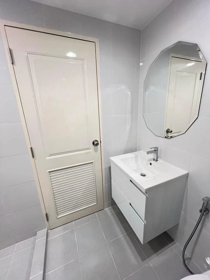 For sale: The Niche ID Seri Thai, beautifully decorated room, fully furnished, ready to move in, don't miss out.