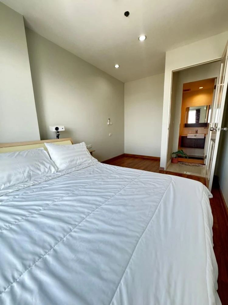 For sale, for rentThe Mark Ratchada - Airport Link, very beautiful room, 21st floor, very high, great view, can't miss out on booking.
