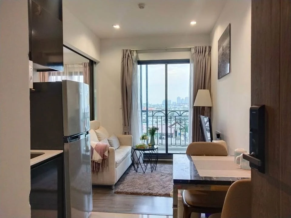 ขาย เดอะริช@สาทร-ตากสิน เฟอร์นิเจอร์ครบ ตกแต่งดูดีมาก สิ่งอำนวความสะดวกครบ ห้ามพลาด