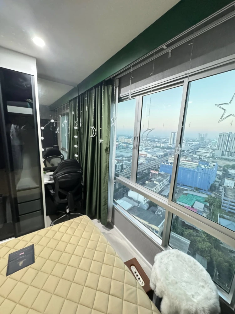 For sale: The Prodigy Phetkasem 62, high floor, simply decorated room, ready to move in, nice furniture, don't miss it.