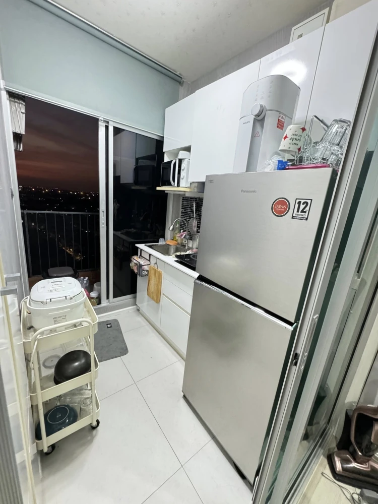 For sale: The Prodigy Phetkasem 62, high floor, simply decorated room, ready to move in, nice furniture, don't miss it.
