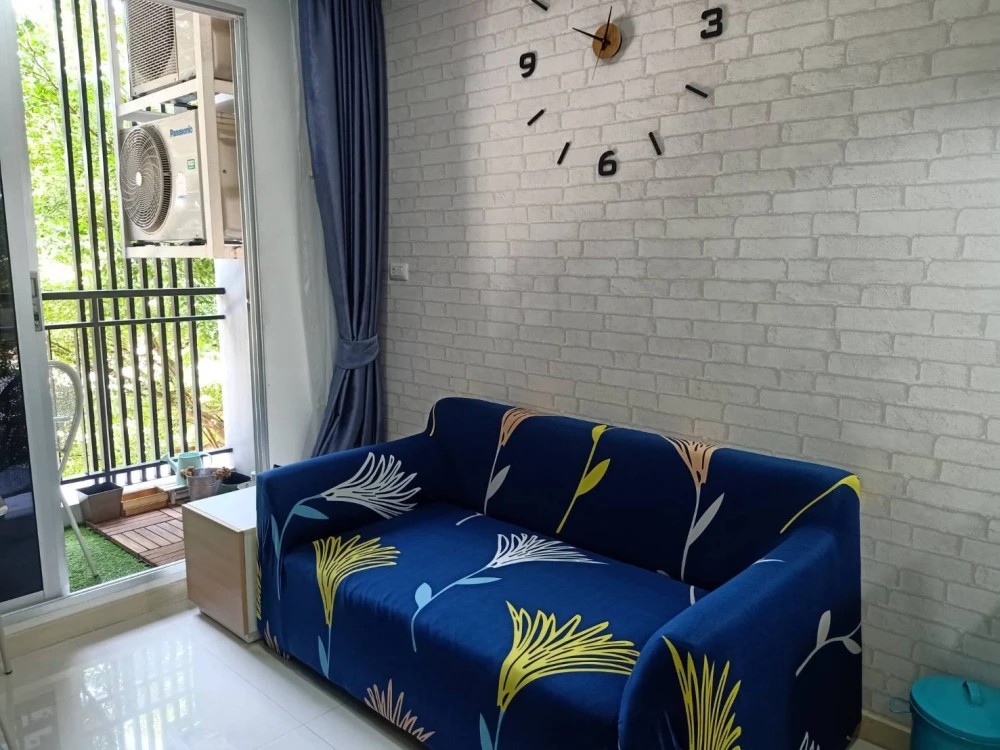 For sale: Natureza Art, North Pattaya, 3rd floor, garden view, wallpapered throughout, fully furnished, clean, quiet, suitable for living.