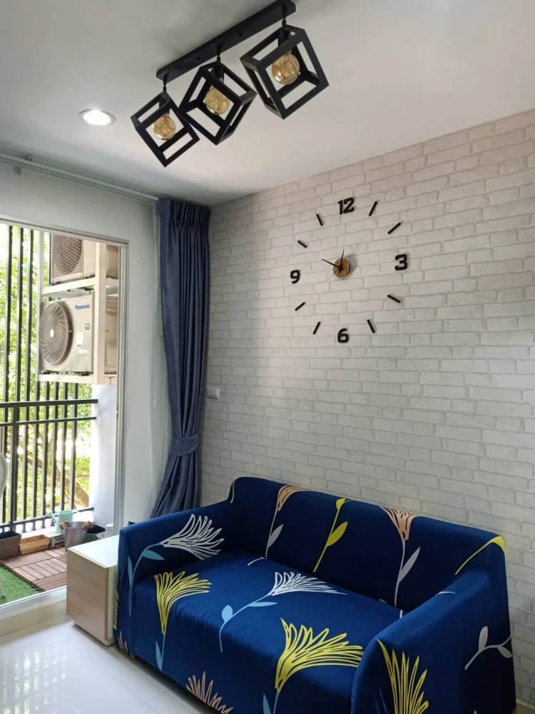 For sale: Natureza Art, North Pattaya, 3rd floor, garden view, wallpapered throughout, fully furnished, clean, quiet, suitable for living.