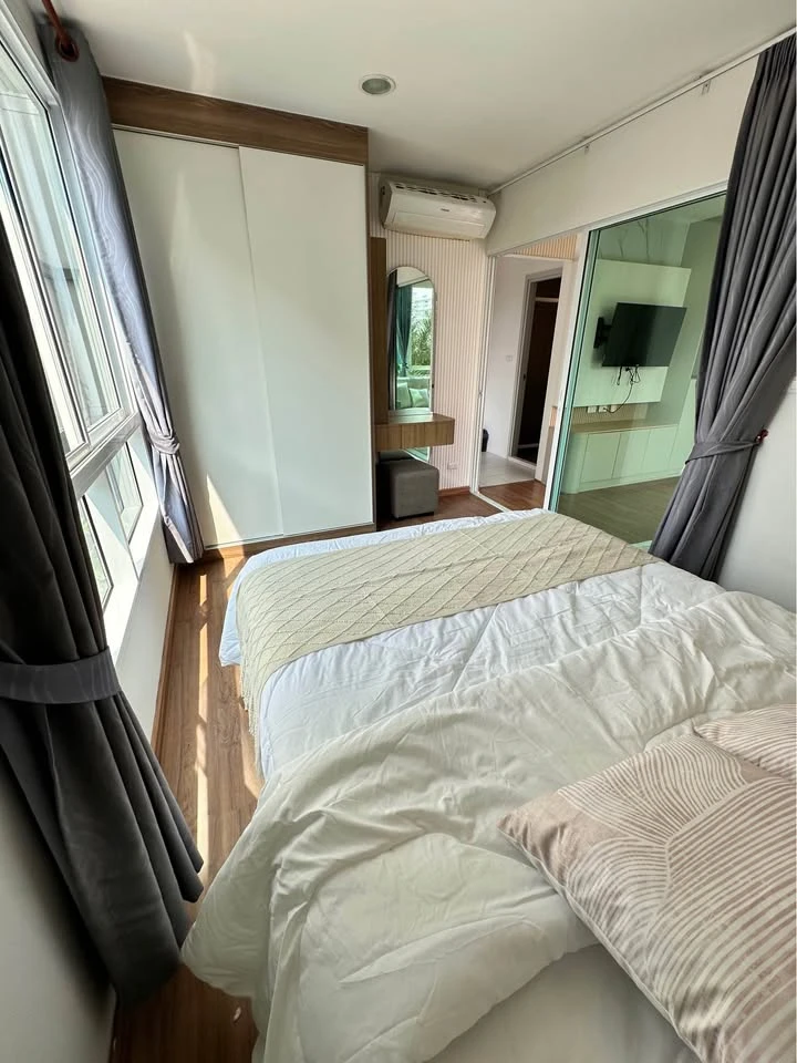 Bella Condo for sale, Rama 2, Building B, 3rd floor. Beautifully decorated and ready to move in. Fully furnished. Don't miss out!