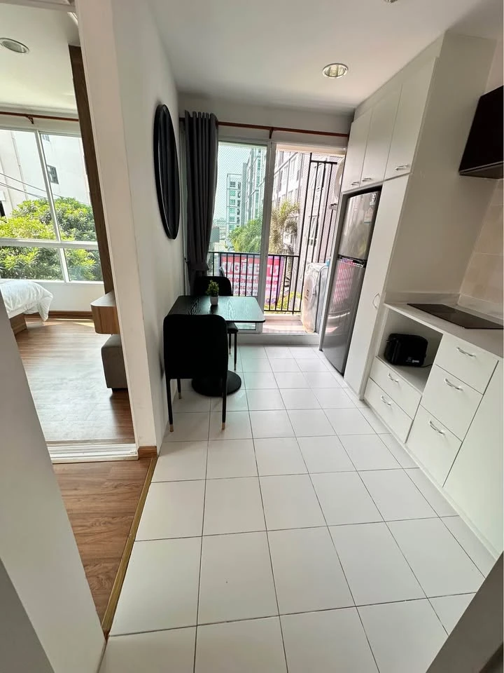 Bella Condo for sale, Rama 2, Building B, 3rd floor. Beautifully decorated and ready to move in. Fully furnished. Don't miss out!