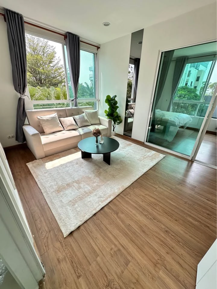 Bella Condo for sale, Rama 2, Building B, 3rd floor. Beautifully decorated and ready to move in. Fully furnished. Don't miss out!