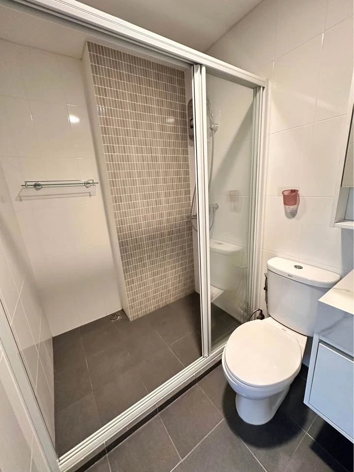 Bella Condo for sale, Rama 2, Building B, 3rd floor. Beautifully decorated and ready to move in. Fully furnished. Don't miss out!