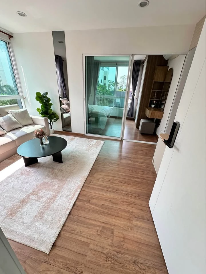 Bella Condo for sale, Rama 2, Building B, 3rd floor. Beautifully decorated and ready to move in. Fully furnished. Don't miss out!